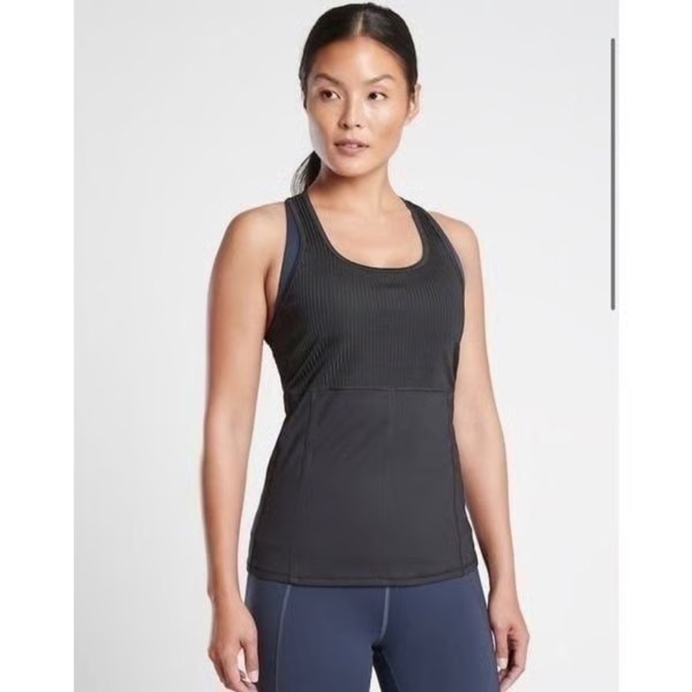 Large Athleta vitality ribbed tank top black gym workout